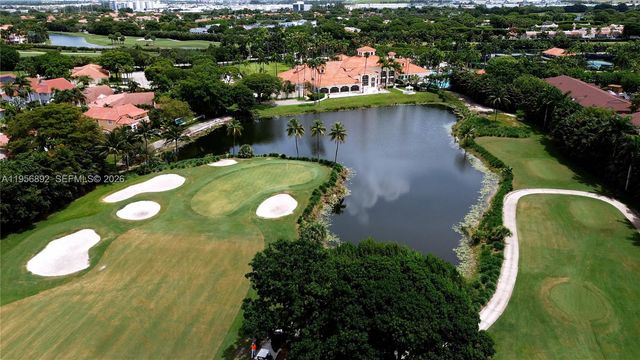 10564 NW 57th St, Doral, FL 33178