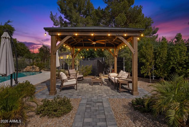 253 S MONTEREY Street, Gilbert, AZ 85233