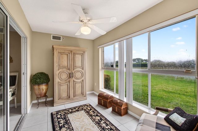 5952 Regal Glen Drive 104, Boynton Beach, FL 33437