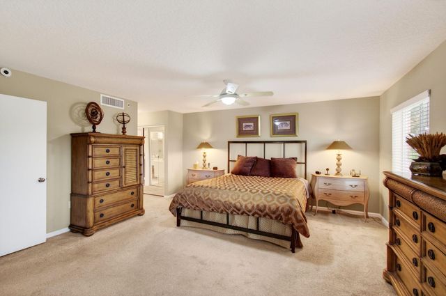 5952 Regal Glen Drive 104, Boynton Beach, FL 33437