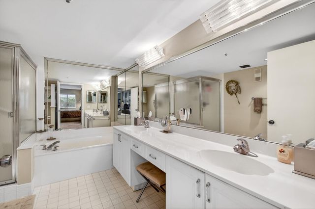 5952 Regal Glen Drive 104, Boynton Beach, FL 33437