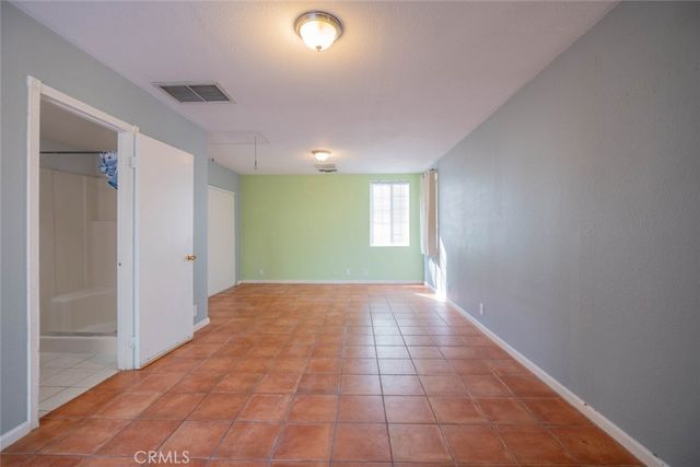 28043 Woodstock Avenue, Castaic, CA 91384