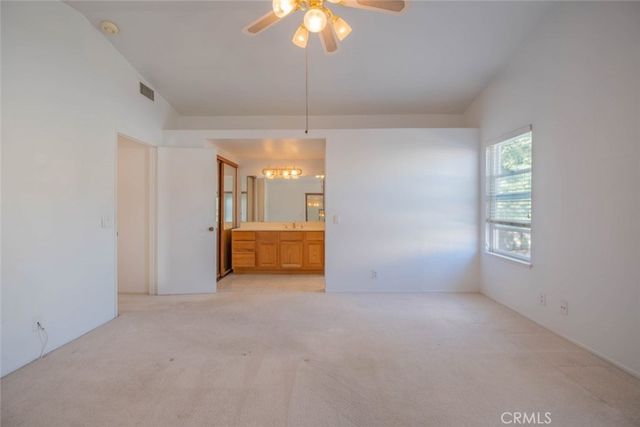 28043 Woodstock Avenue, Castaic, CA 91384