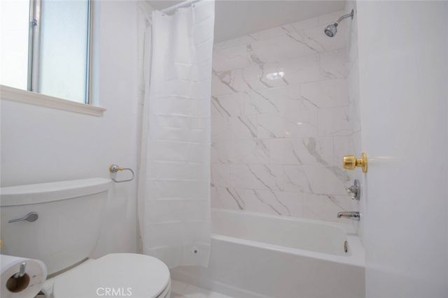 28043 Woodstock Avenue, Castaic, CA 91384