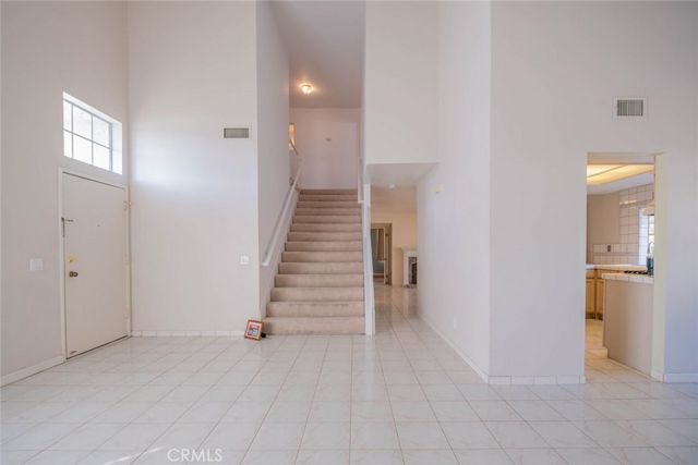 28043 Woodstock Avenue, Castaic, CA 91384