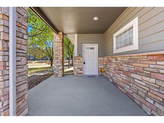5775 29th St 8-811, Greeley, CO 80634
