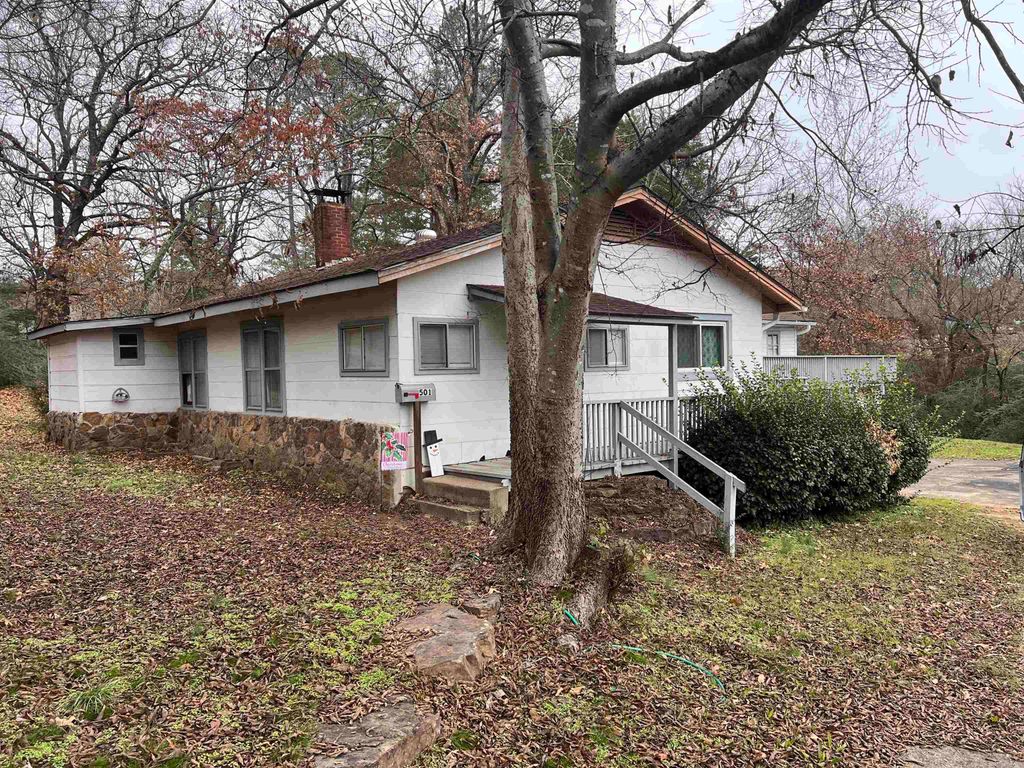 501 N 4th Street, Heber Springs, AR 72543