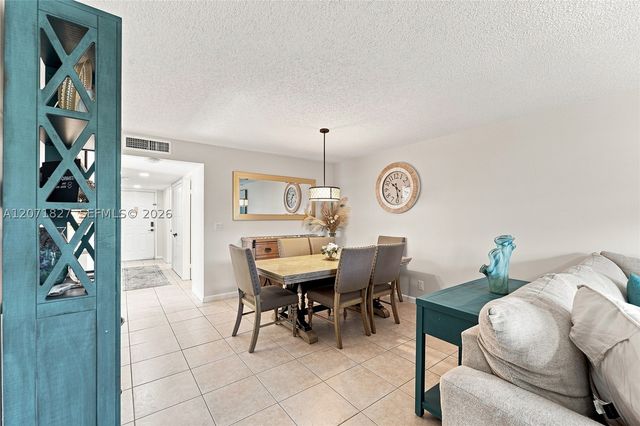 15234 Lakes Of Delray Blvd 250, Delray Beach, FL 33484