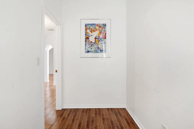 16 S Comares Ave, St Augustine, FL 32080