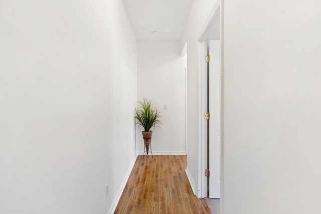 16 S Comares Ave, St Augustine, FL 32080