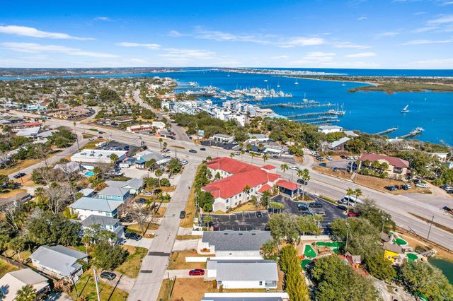 16 S Comares Ave, St Augustine, FL 32080