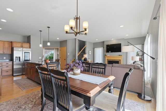 558 Hercules Trail, Madison, WI 53718