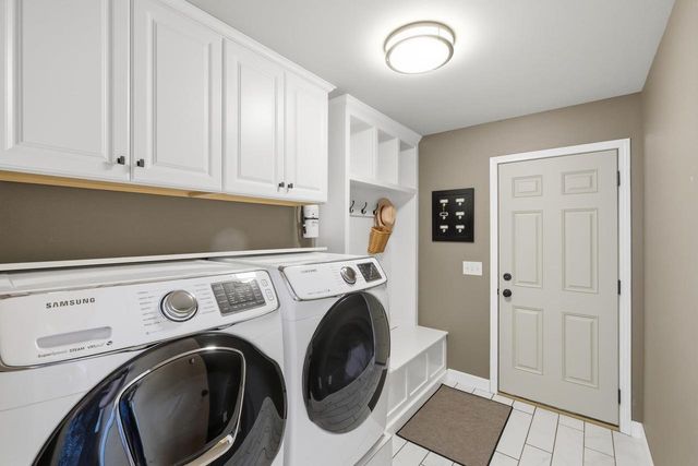 558 Hercules Trail, Madison, WI 53718
