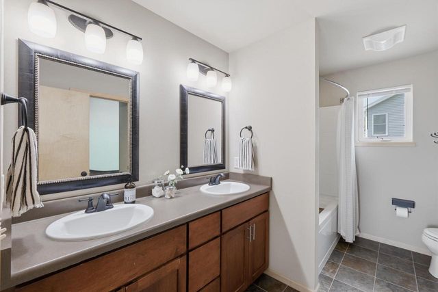558 Hercules Trail, Madison, WI 53718
