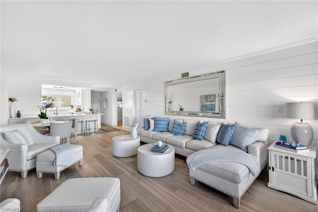 309 Goodlette-Frank RD S A204, Naples, FL 34102