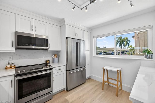 309 Goodlette-Frank RD S A204, Naples, FL 34102