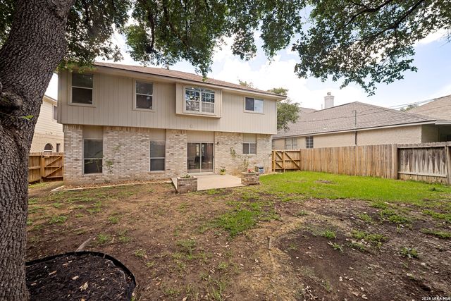 14642 Triple Crown Ln, San Antonio, TX 78248