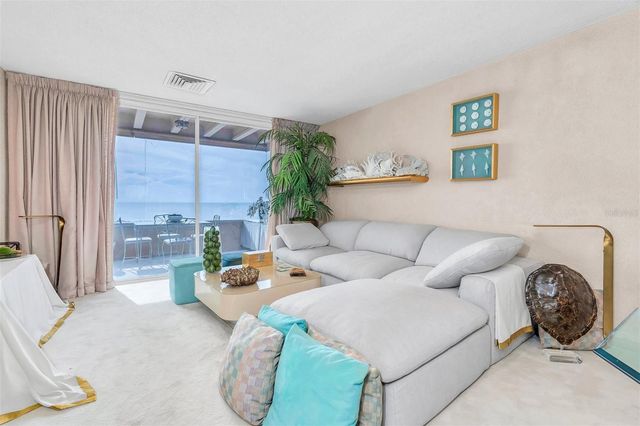 7000 BEACH PLAZA 208, St Pete Beach, FL 33706