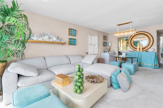 7000 BEACH PLAZA 208, St Pete Beach, FL 33706