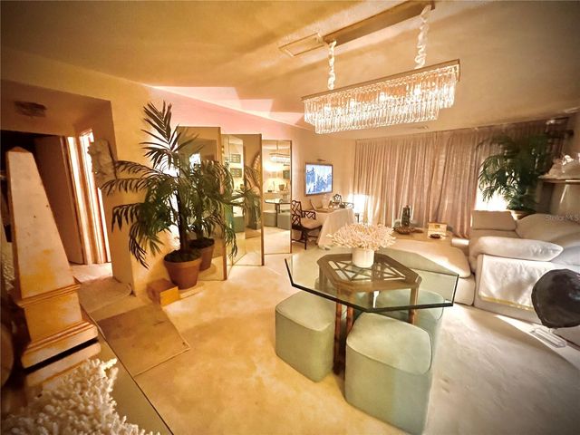 7000 BEACH PLAZA 208, St Pete Beach, FL 33706