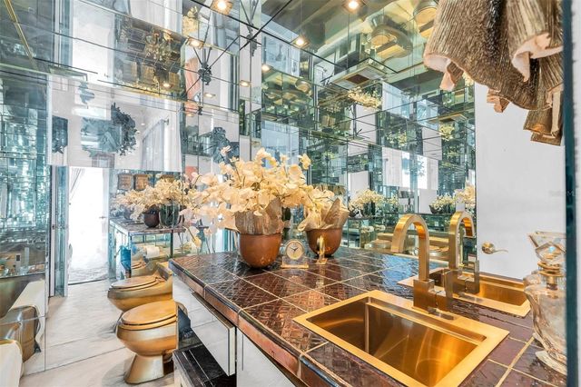 7000 BEACH PLAZA 208, St Pete Beach, FL 33706