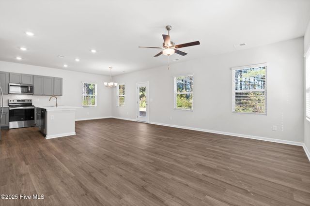 218 Keira Lane NW, Supply, NC 28462