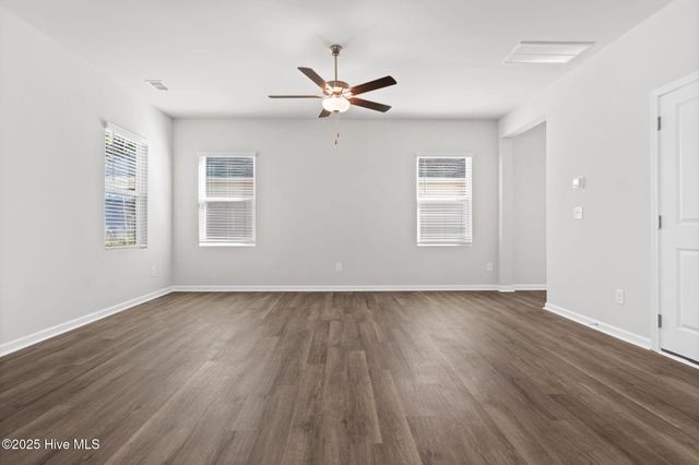 218 Keira Lane NW, Supply, NC 28462