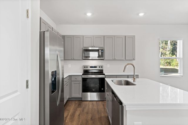 218 Keira Lane NW, Supply, NC 28462