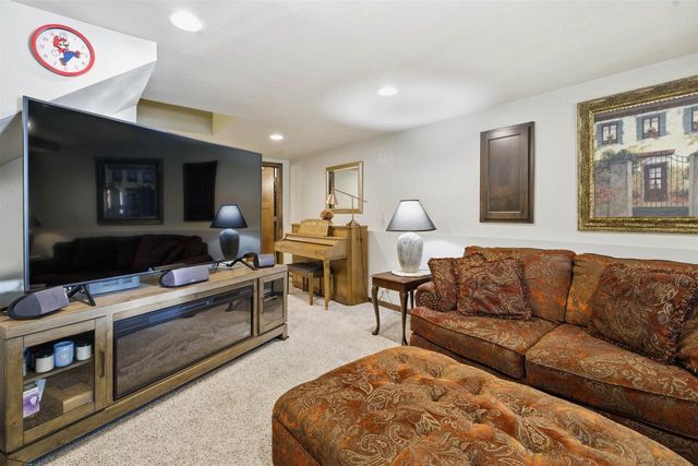 11 KOOLS COURT, Appleton, WI 54914