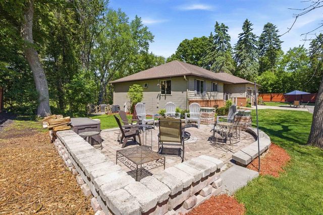 11 KOOLS COURT, Appleton, WI 54914