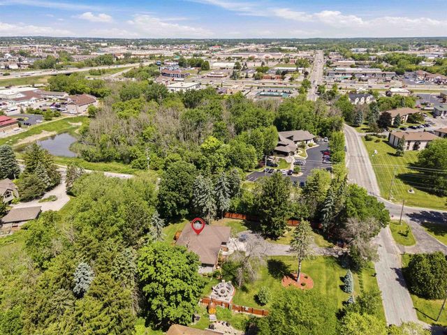11 KOOLS COURT, Appleton, WI 54914