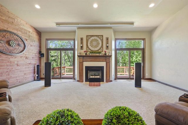 11 KOOLS COURT, Appleton, WI 54914
