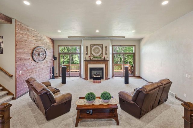 11 KOOLS COURT, Appleton, WI 54914