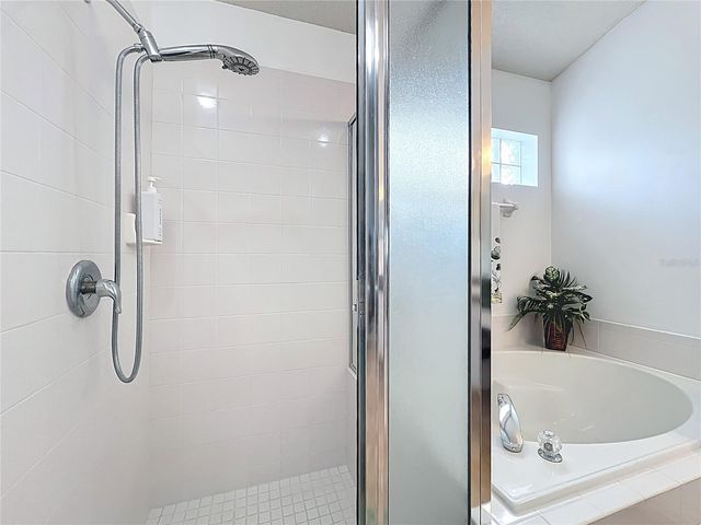 1918 SMOKETREE CIRCLE, Apopka, FL 32712