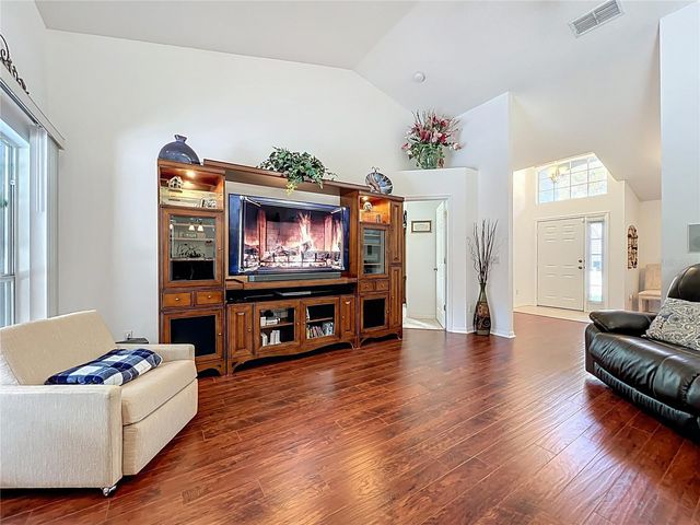 1918 SMOKETREE CIRCLE, Apopka, FL 32712