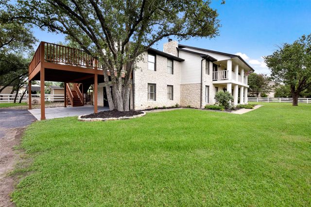 2204 Walsh DR, Round Rock, TX 78681