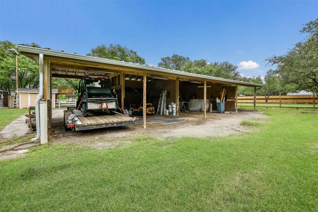 2204 Walsh DR, Round Rock, TX 78681