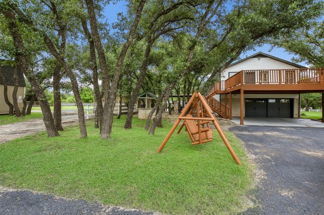 2204 Walsh DR, Round Rock, TX 78681