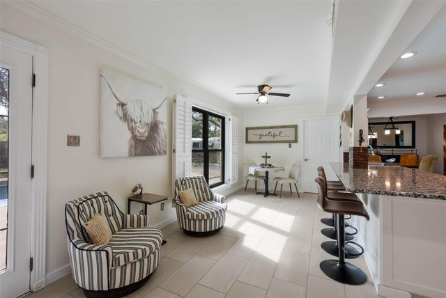 2204 Walsh DR, Round Rock, TX 78681