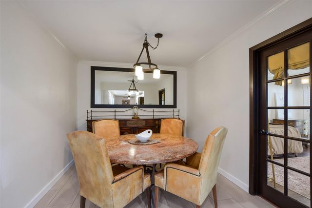 2204 Walsh DR, Round Rock, TX 78681