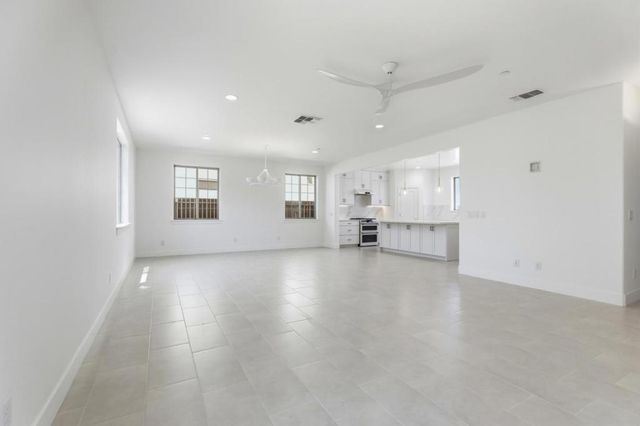 1007 Amore Street, Hollister, CA 95023