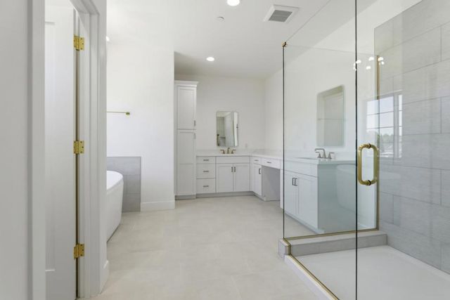 1007 Amore Street, Hollister, CA 95023