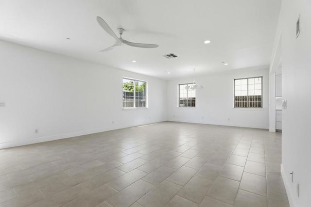 1007 Amore Street, Hollister, CA 95023