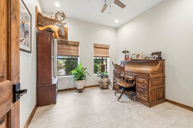 3724 Ranch Road 3347, Round Mountain, TX 78663