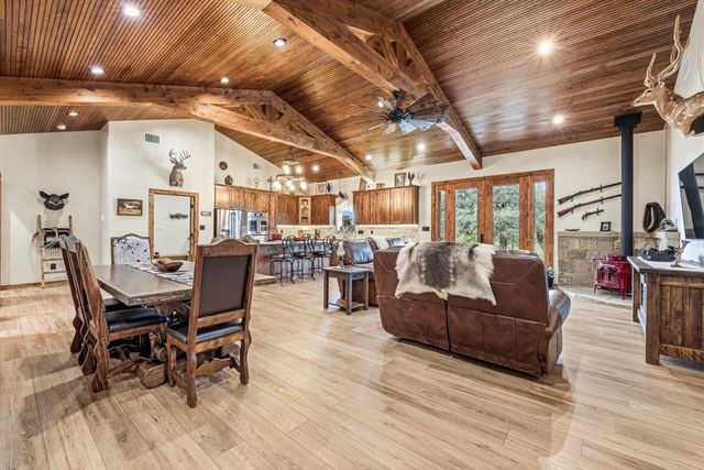 3724 Ranch Road 3347, Round Mountain, TX 78663