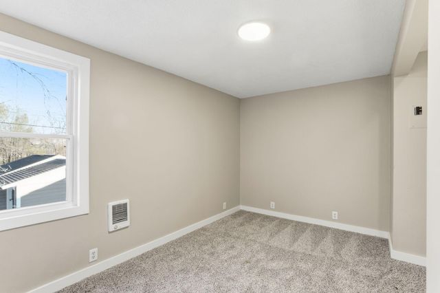 747 Buchanan Street NE, Minneapolis, MN 55413