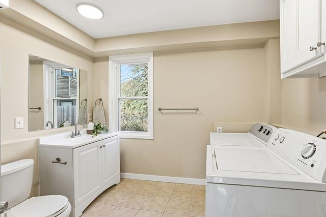 747 Buchanan Street NE, Minneapolis, MN 55413