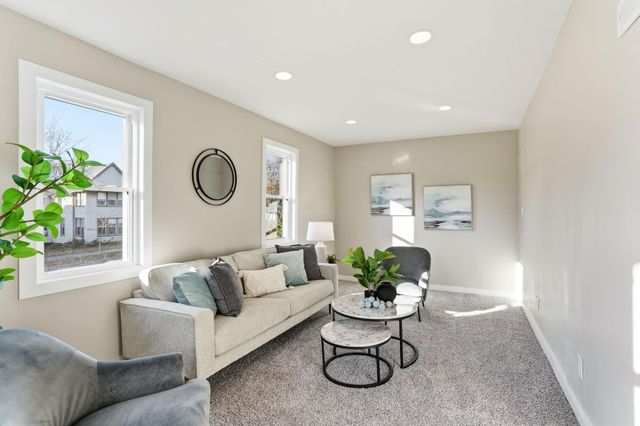 747 Buchanan Street NE, Minneapolis, MN 55413