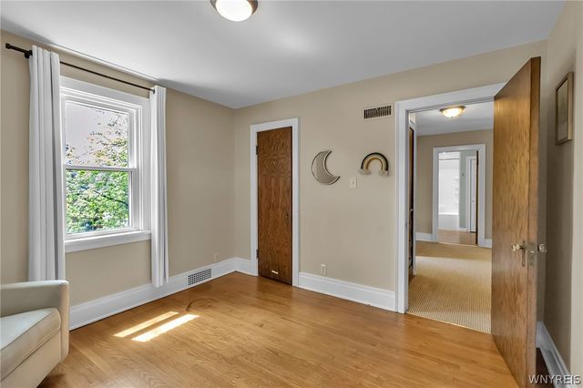 21 Briarcliff Road, Cheektowaga, NY 14225