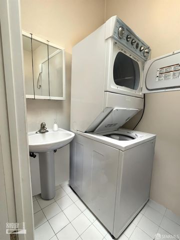 362 24th Avenue 3, San Francisco, CA 94121